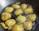 गिलकी आलू पकौड़े (gilki aloo pakode recipe in hindi) रेसिपी चरण 3 फोटो