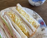 A picture of step 4 of Japanese egg sandwich - Tamago sando 🐣.