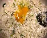 Foto del paso 15 de la receta: Coliflor: cous cous falso con manzana y zanahorias, base de pizza & tortitas con queso fresco