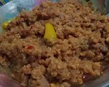 A picture of step 5 of Dhowan Qeema Dahi.
