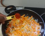A picture of step 4 of Cabbage-carrot sabzi.