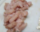 Foto del paso 1 de la receta: Revuelto de brócoli pechuga ajo y huevo