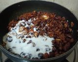 A picture of step 5 of Rajma Paneer Bharwa (stuffed) Paratha.
