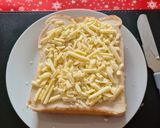 Foto langkah ke 3 dari resep Milk Cheese Bread Toast.