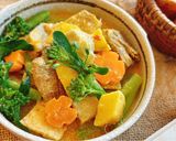 A picture of step 6 of Vegetable and Mushroom Curry.