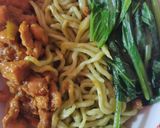 Foto langkah ke 9 dari resep Mie ayam hijau.