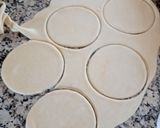 Foto del paso 2 de la receta: Masa para empanadas