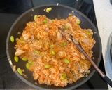 A picture of step 6 of Omurice (Japanese omelette rice).
