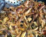 A picture of step 3 of Chicken shawarma.
