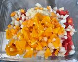 Une image de l'étape 12 de Salade de fruits multicolore.