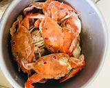 Hình bước làm 1 của món Ghẹ hấp bia