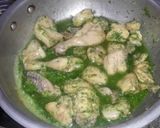 A picture of step 4 of Green Chicken Karahi.