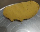 मक्की की रोटी (Makki ki roti recipe in Hindi) रेसिपी चरण 2 फोटो