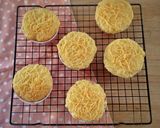 Foto langkah ke 5 dari resep Cheese Yogurt Muffin.