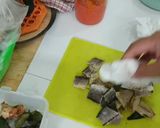 Foto langkah ke 1 dari resep Balado Ikan Asin Gabus.