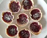 A picture of step 2 of Easy peasy raspberry tarts.