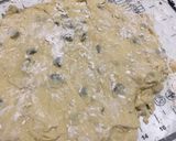 Gambar langkah 9 resipi Green Pumpkin Seeds Scone.