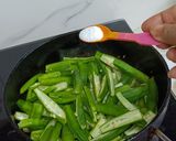 A picture of step 4 of Okra With Onion Masala.