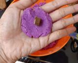 Foto langkah ke 3 dari resep Bola-Bola Ubi Ungu.