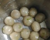 Foto langkah ke 3 dari resep Sblak mie hot. Cilok isi ayam lumer.