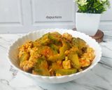Foto langkah ke 4 dari resep Tumis pare tempe.