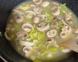Foto del paso 3 de la receta: Crema de champiñones y puerro