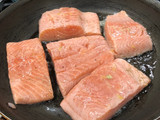 Salmón en salsa de cítricos