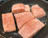Foto del paso 4 de la receta: Salmón en salsa de cítricos
