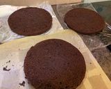 Csokoládés pisztáciás torta ír krémlikőrrel recept fázis 3 fotója