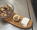 Foto del paso 1 de la receta: *Salmón con Salsa de Champiñón y Arroz Blanco*