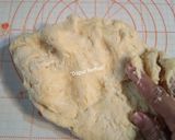 Foto langkah ke 3 dari resep Roti manis isi pisang dengan metode tangzhong.