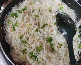 A picture of step 3 of Burnt chilli garlic rice with baked beans gravy.
