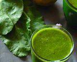 A picture of step 3 of Green (spinach) smoothie.