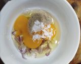 Foto langkah ke 2 dari resep Telur Dadar Geprek Sambal Belut.