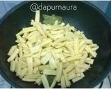 Foto langkah ke 4 dari resep Oseng-Oseng Janggel Ati Ayam Telur Puyuh (Jagung muda).