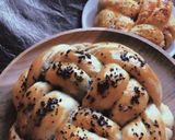 Foto langkah ke 18 dari resep Kreasi Challah / Braided Bread Versi Manis dan Asin.