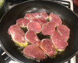 Foto del paso 3 de la receta: Solomillo de cerdo con reducción de Pedro ximénez