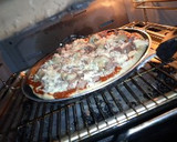 A picture of step 3 of Simple pizza.