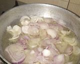 A picture of step 4 of Korma chnna dal.