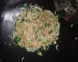Foto langkah ke 3 dari resep Tumis Bawang Teri Medan.