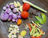 Foto langkah ke 1 dari resep Brengkes Ikan Bumbu Tumis.