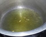A picture of step 1 of Papy ka halwa.