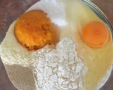 Foto langkah ke 1 dari resep Donat Labu Kuning, lembut.