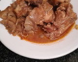Foto del paso 1 de la receta: Conejo en salsa de cebolla  en la olla gm g