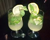 A picture of step 2 of Virgin mojito.