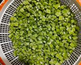 आलू बीन्स की सब्ज़ी (aloo beans ki sabzi recipe in Hindi) रेसिपी चरण 1 फोटो