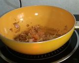A picture of step 1 of Masala Macaroni.