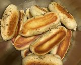 Foto del paso 7 de la receta: Pancitos o tapaditos de ajo