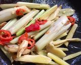 Hình bước làm 2 của món Gân bò kho cay hao cơm mùa mưa