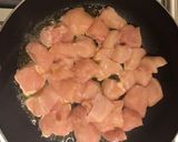Foto del paso 4 de la receta: Keto - Pollito a la crema de quesos con huevitos picantones.... o no